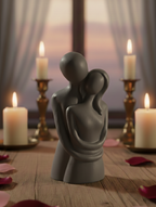 Vela Escultórica "Abrazo Eterno" –  Cera de Soja y Aromas Naturales. .Nuestra vela "Abrazo Eterno" no es solo un objeto decorativo; es una experiencia sensorial diseñada para celebrar la unión, la paz y la calidez del amor.